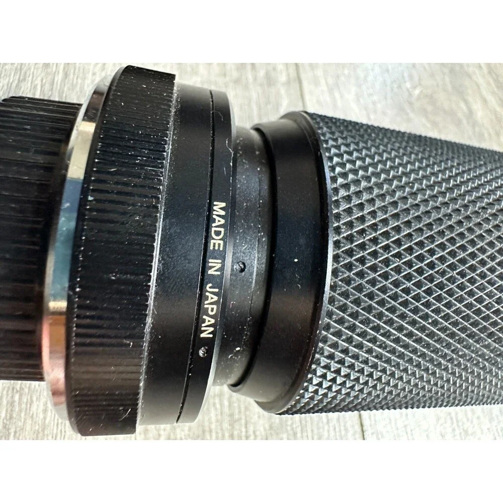 VIVITAR 70-210MM F/4.5 Macro Focusing Zoom Lens 52MM Filter. Excellent Condition